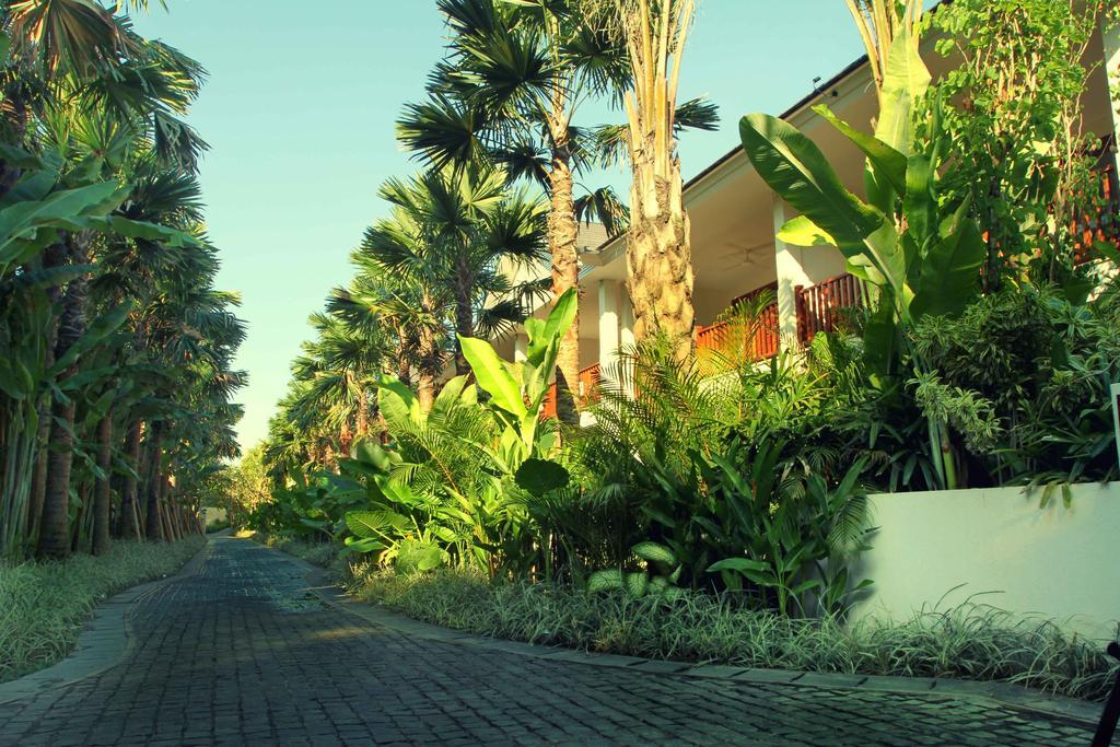 Semara Resort & Spa Seminyak Exterior foto